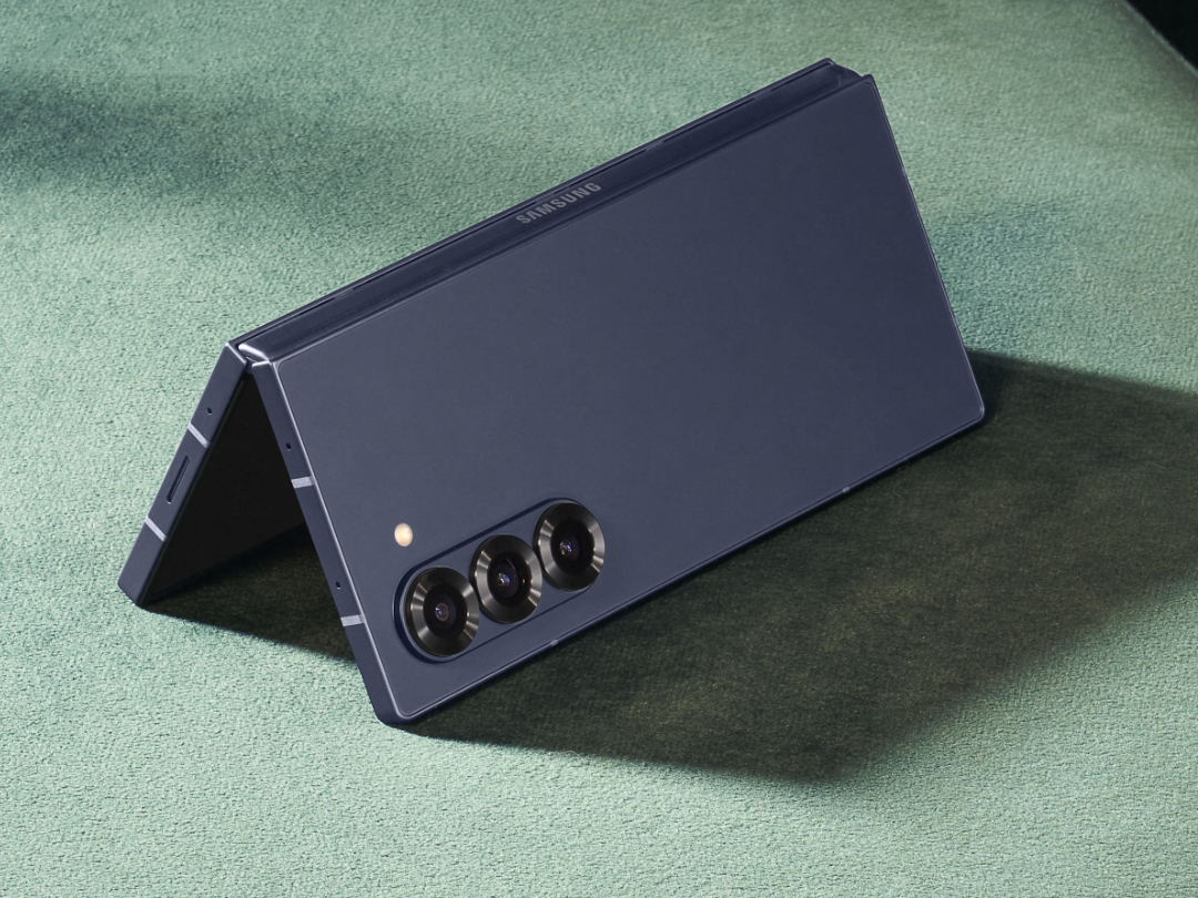 Galaxy Z Fold7 Hadir dengan Desain Tipis dan Kamera Besar