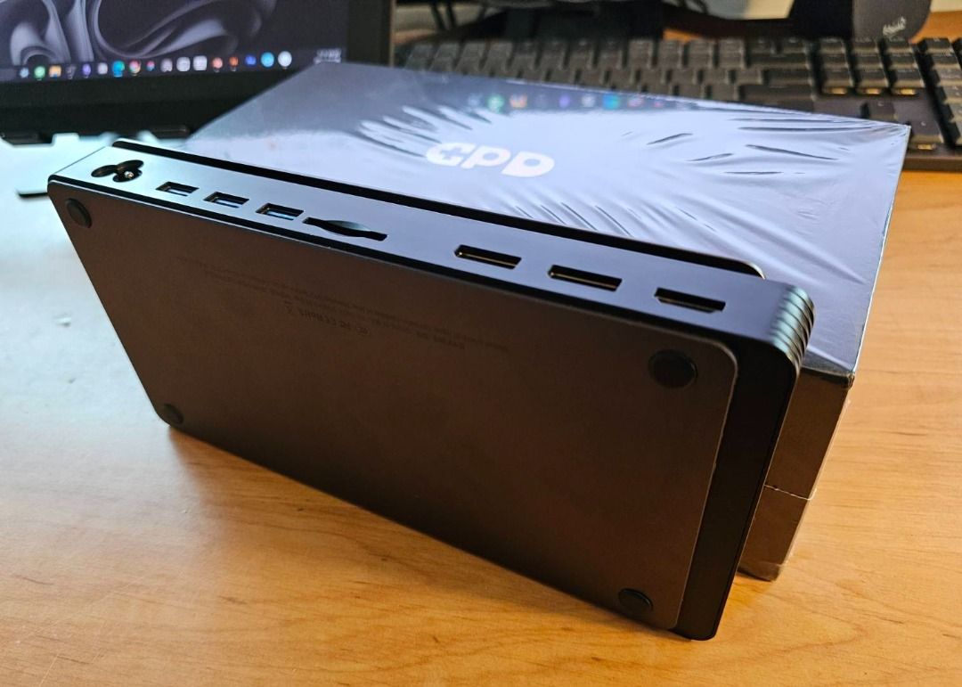 GPD G1 RX 7600M XT: eGPU Portabel Performa Laptop Gaming